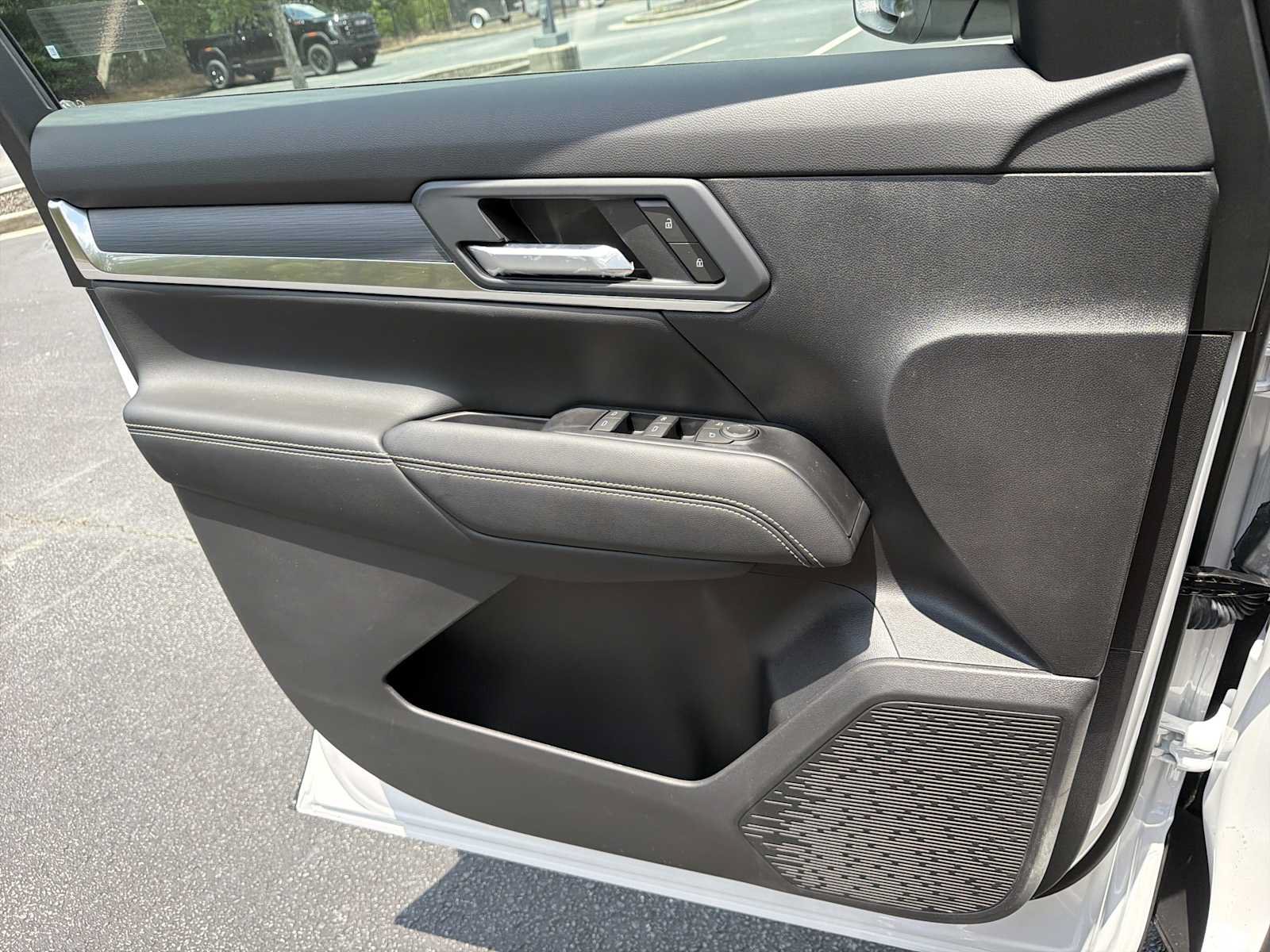 New 2026 GMC Terrain Elevation w/ Black Edition FWD image 17