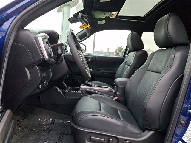 Used 2023 Toyota Tacoma Limited image 13