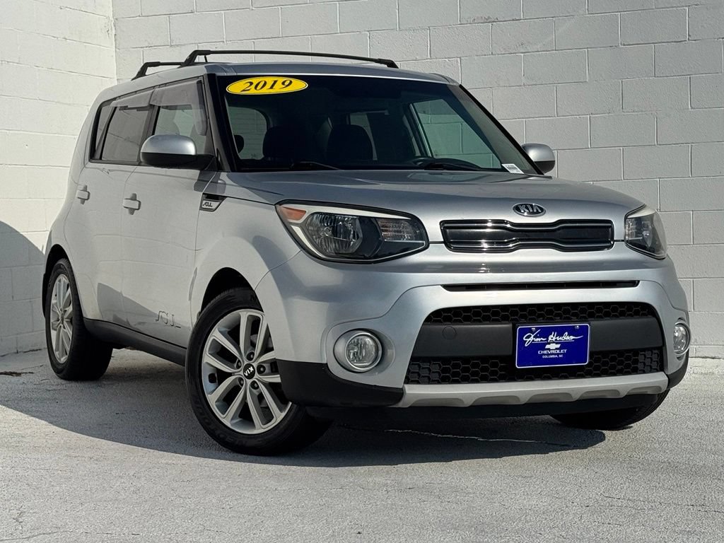 Used 2019 Kia Soul + FWD image 2