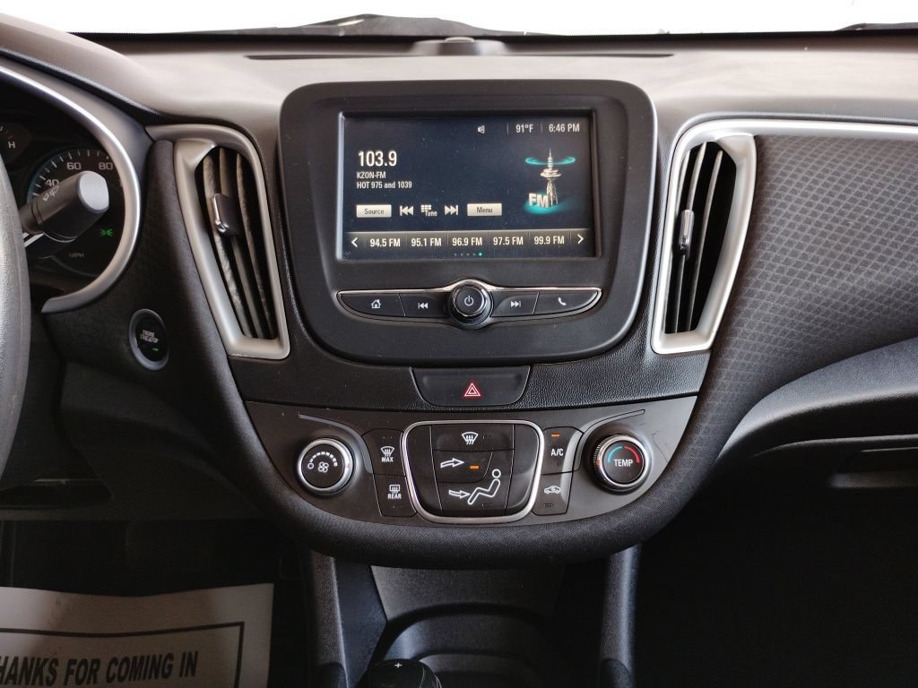 Used 2017 Chevrolet Malibu LS FWD image 29