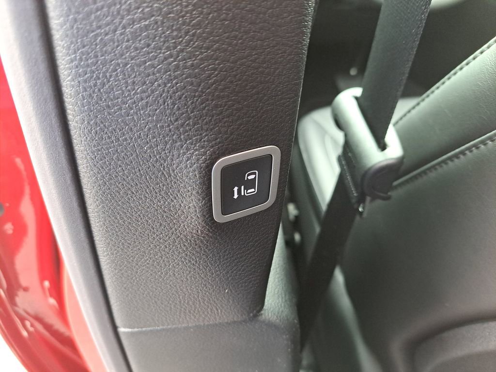 New 2026 Chrysler Pacifica Select w/ S Appearance Package image 12