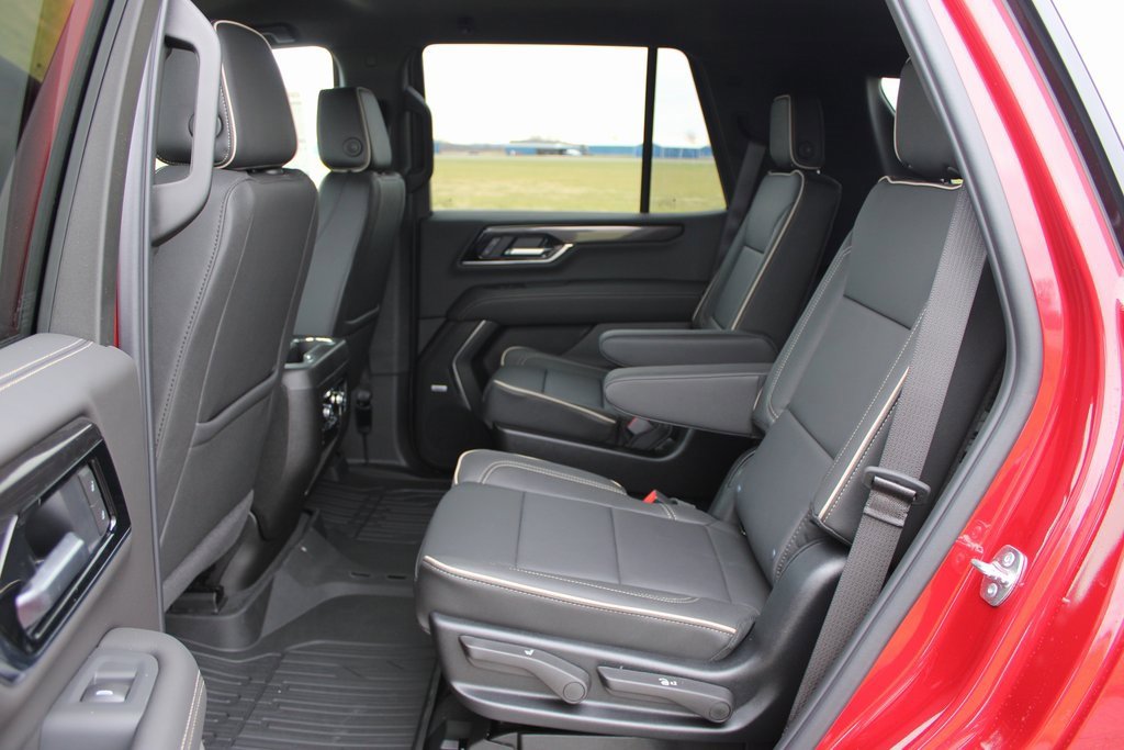 New 2026 GMC Yukon Elevation w/ LPO, Get Active Package image 19