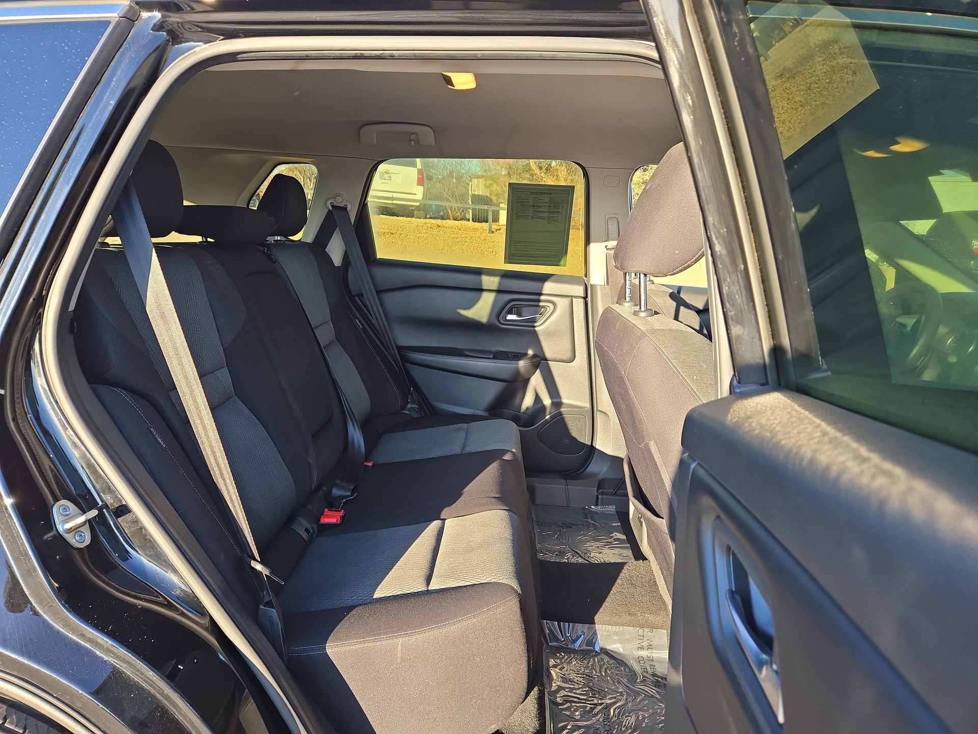 Used 2024 Nissan Rogue SV image 17