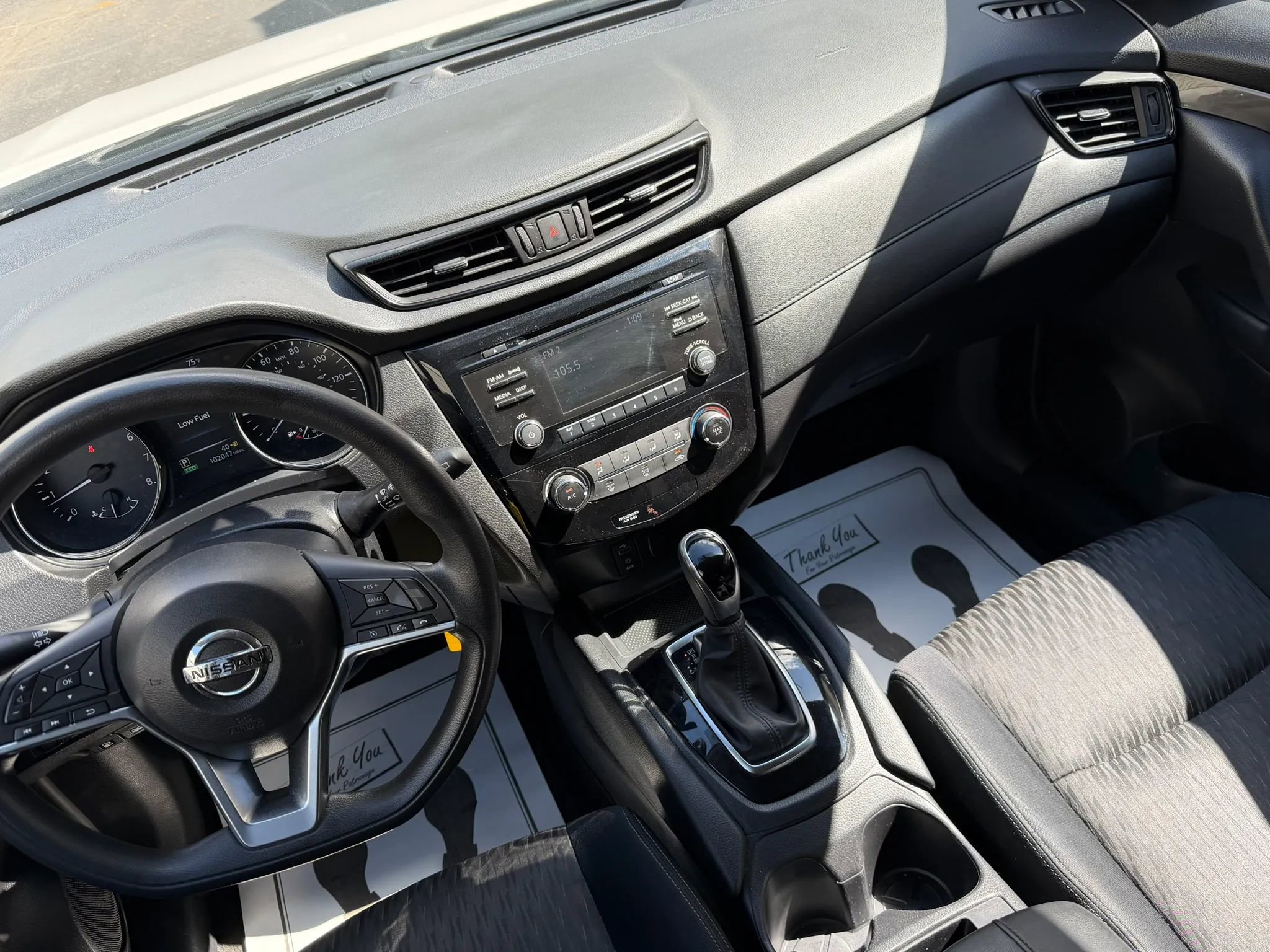 Used 2017 Nissan Rogue S AWD/4WD image 21