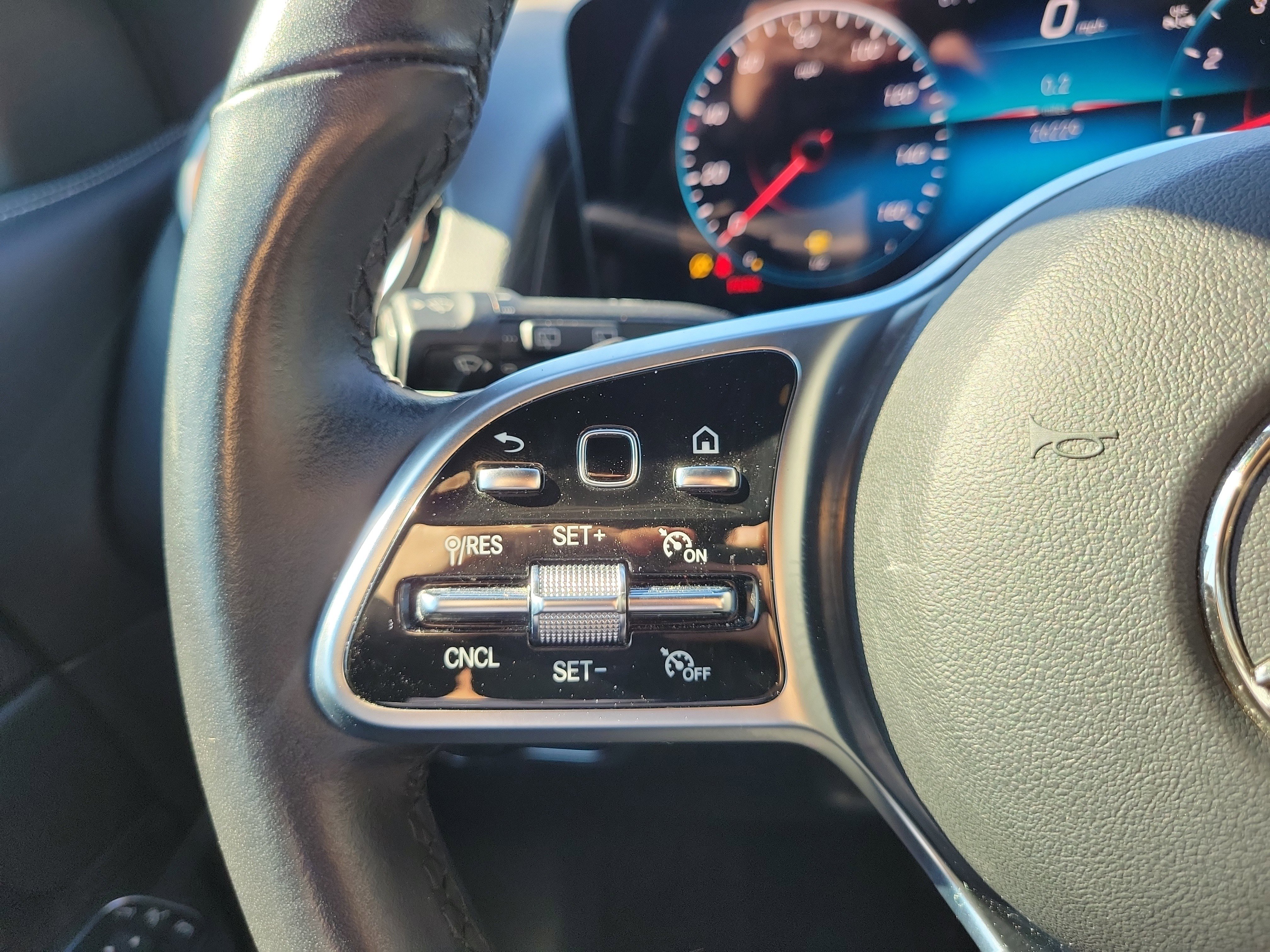 Used 2023 Mercedes-Benz GLB 250 GLB 250 image 19