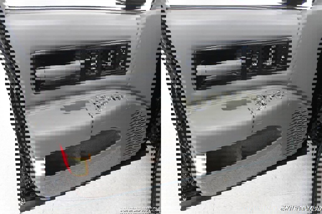 Used 1994 Chevrolet Impala SS image 31