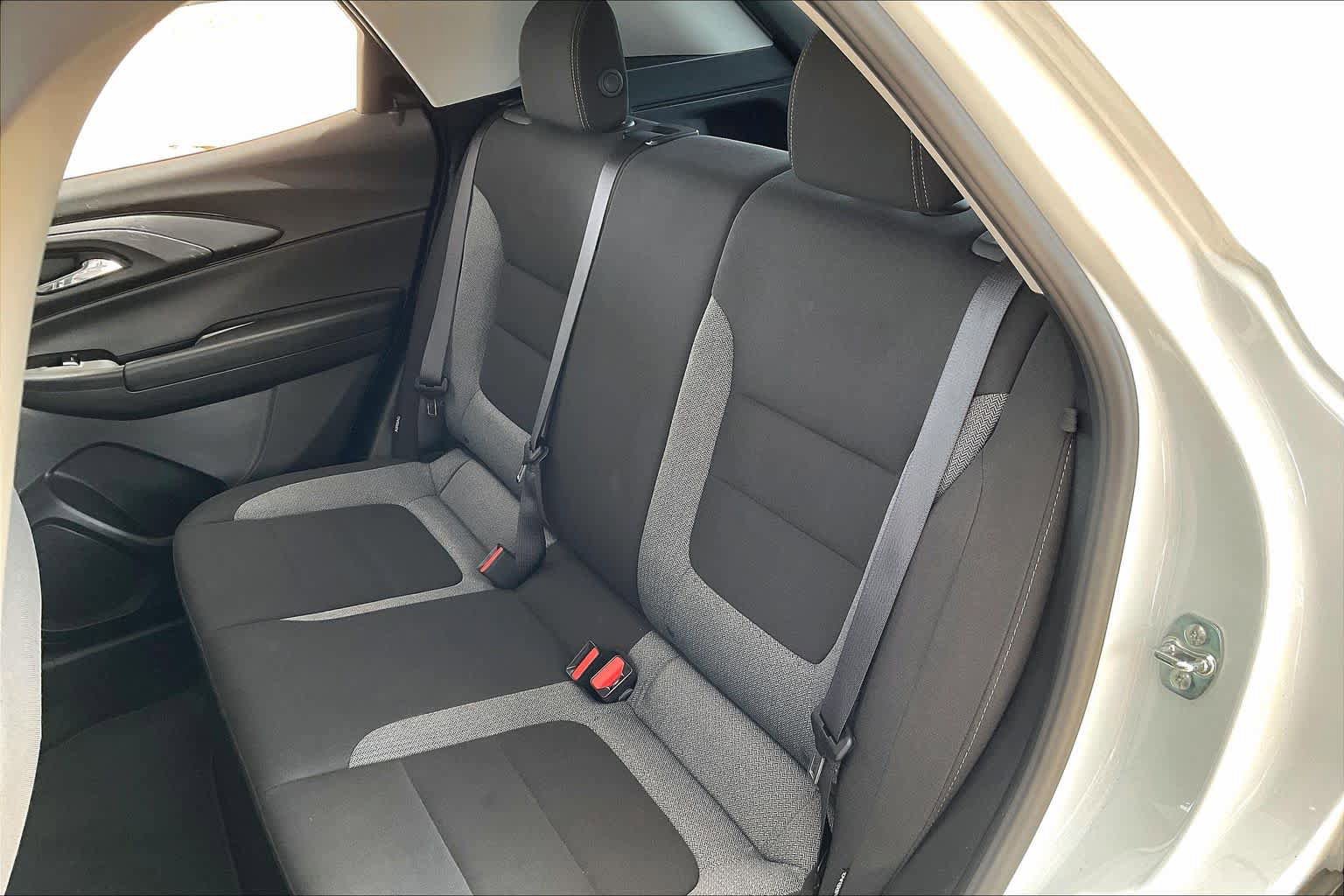 Certified 2025 Chevrolet TrailBlazer LS w/ LS Convenience Package FWD image 20