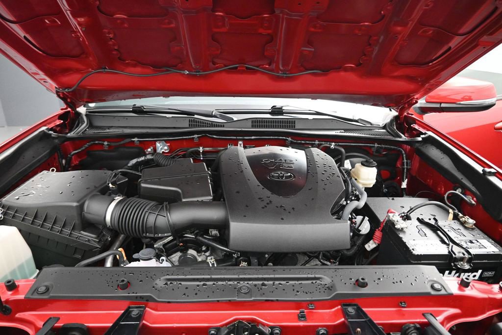 Used 2022 Toyota Tacoma SR5 w/ Technology Package RWD image 15