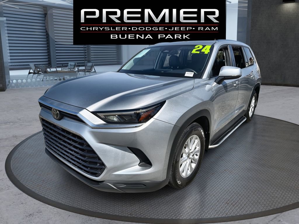 Used 2024 Toyota Grand Highlander XLE image 1