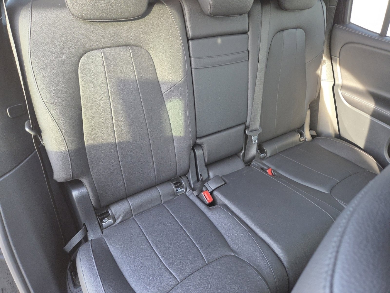 Used 2024 Mercedes-Benz GLB 250 image 21