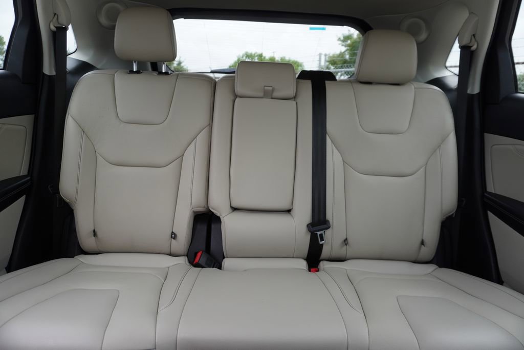 Used 2021 Ford Edge Titanium image 26