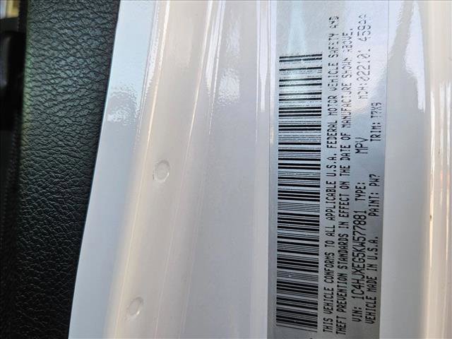 Used 2019 Jeep Wrangler Unlimited Sahara image 24