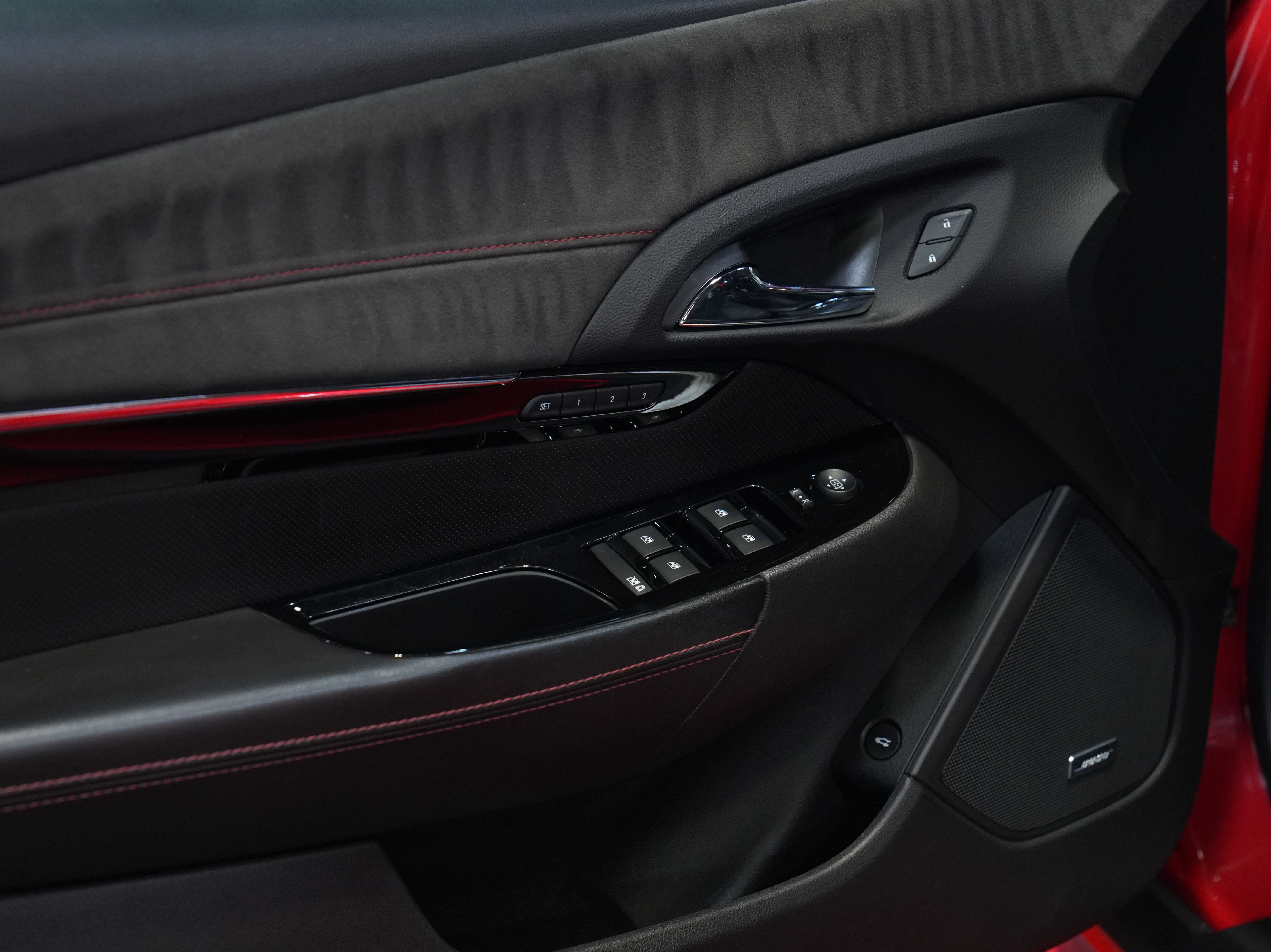 Used 2014 Chevrolet SS RWD image 22