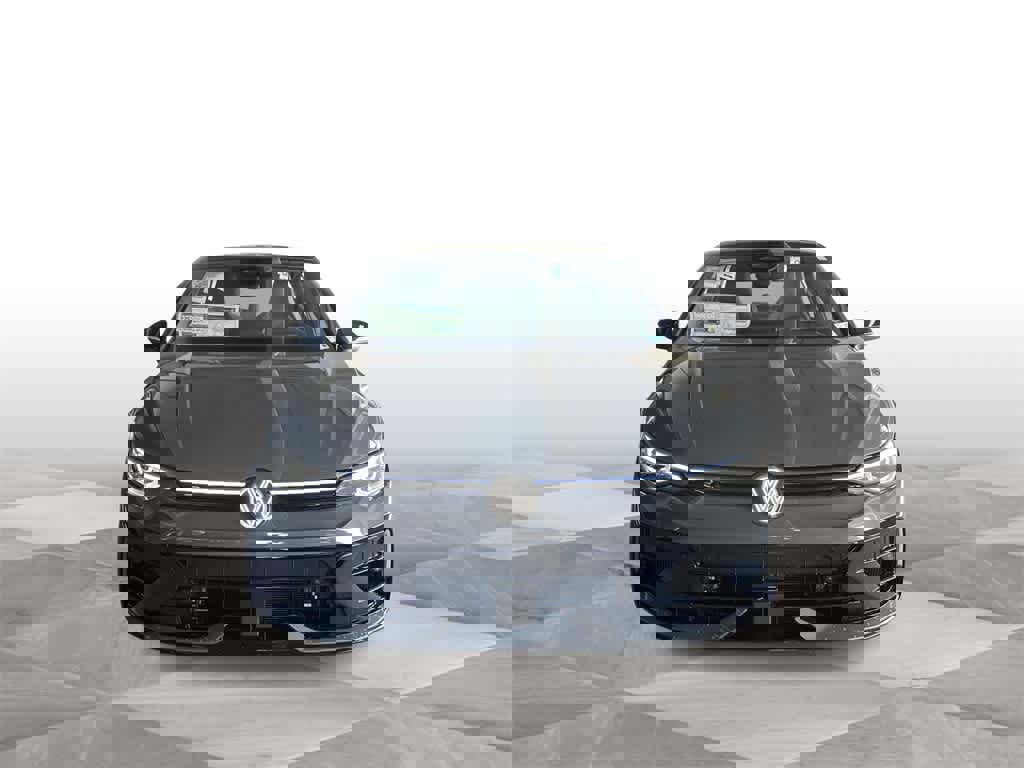 New 2026 Volkswagen Golf image 3