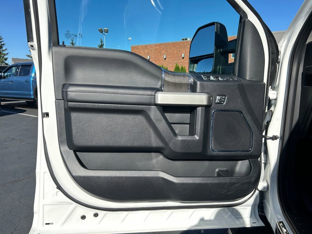Used 2020 Ford F250 Lariat image 22