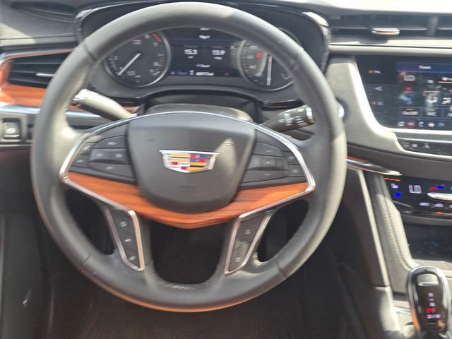 Used 2021 Cadillac XT5 Premium Luxury FWD image 17