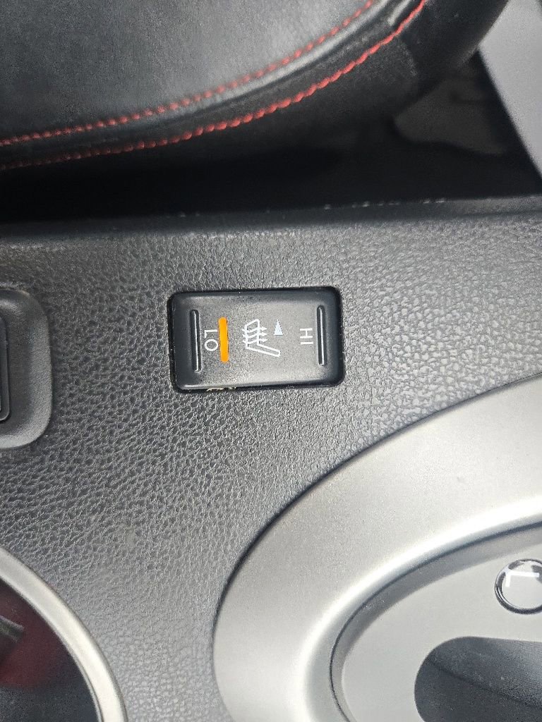 Used 2012 Nissan Rogue SL AWD/4WD image 18