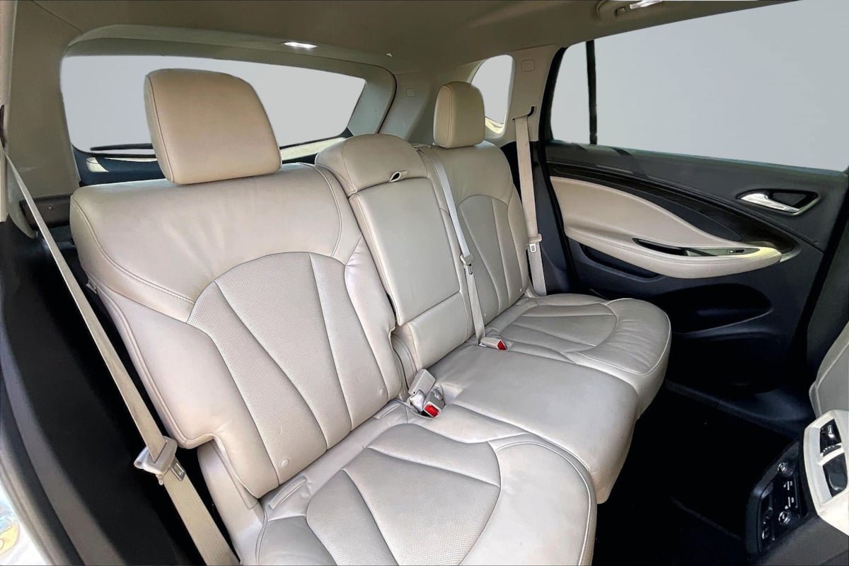 Used 2020 Buick Envision Essence w/ LPO, Cargo Package FWD image 27