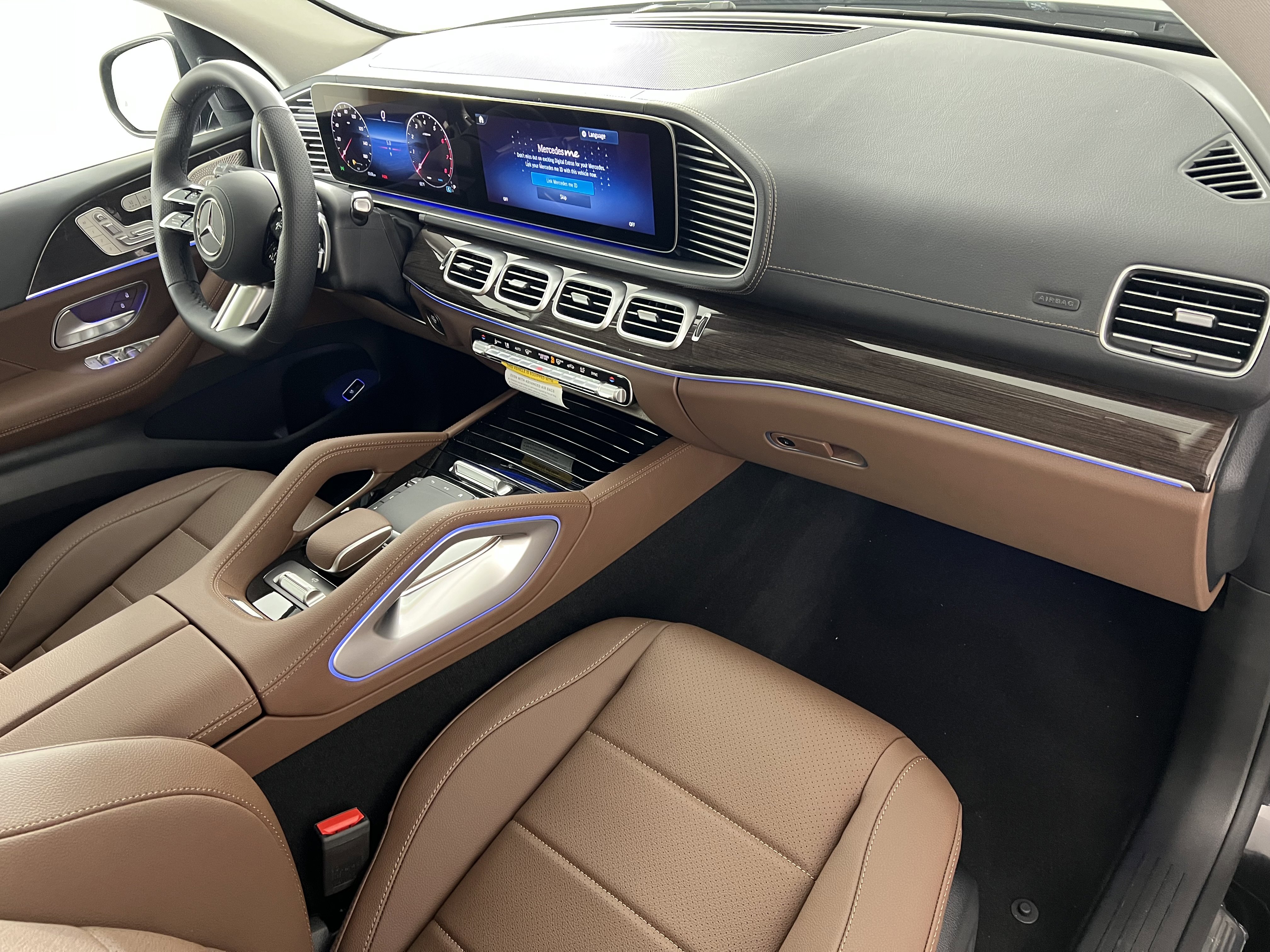 New 2026 Mercedes-Benz GLS 450 4MATIC image 28