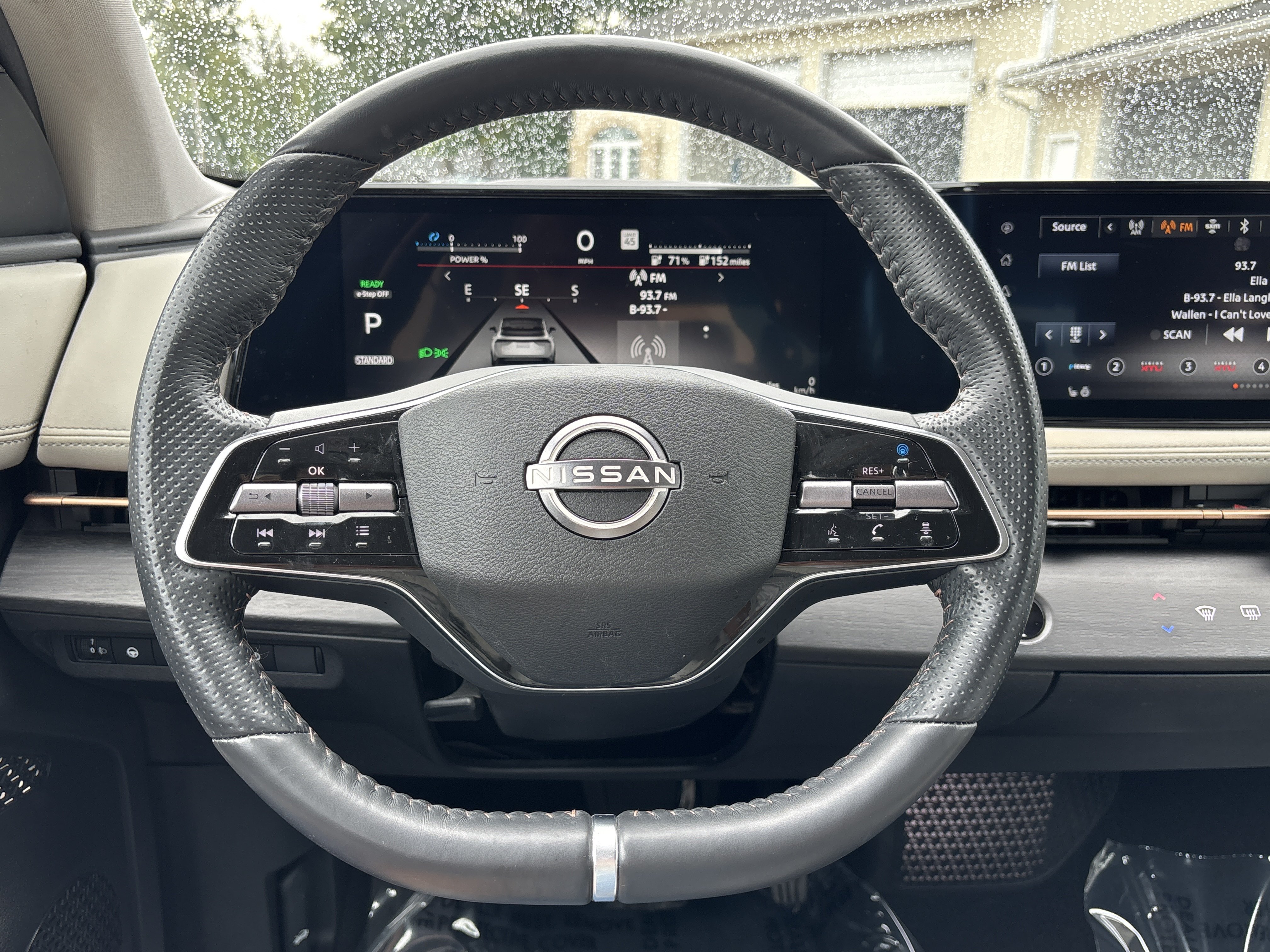 Used 2023 Nissan Ariya FWD image 26