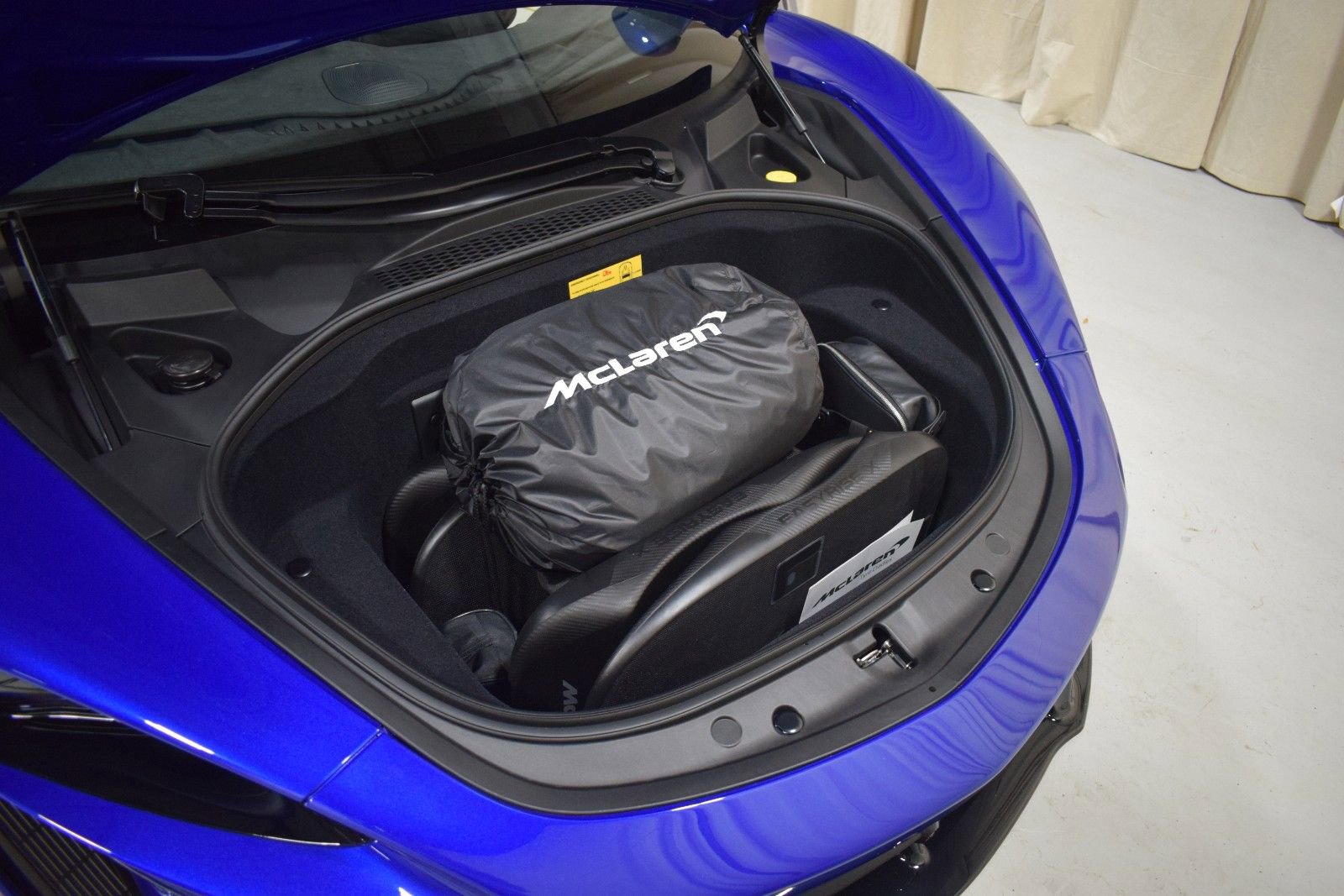 New 2026 McLaren Artura image 39