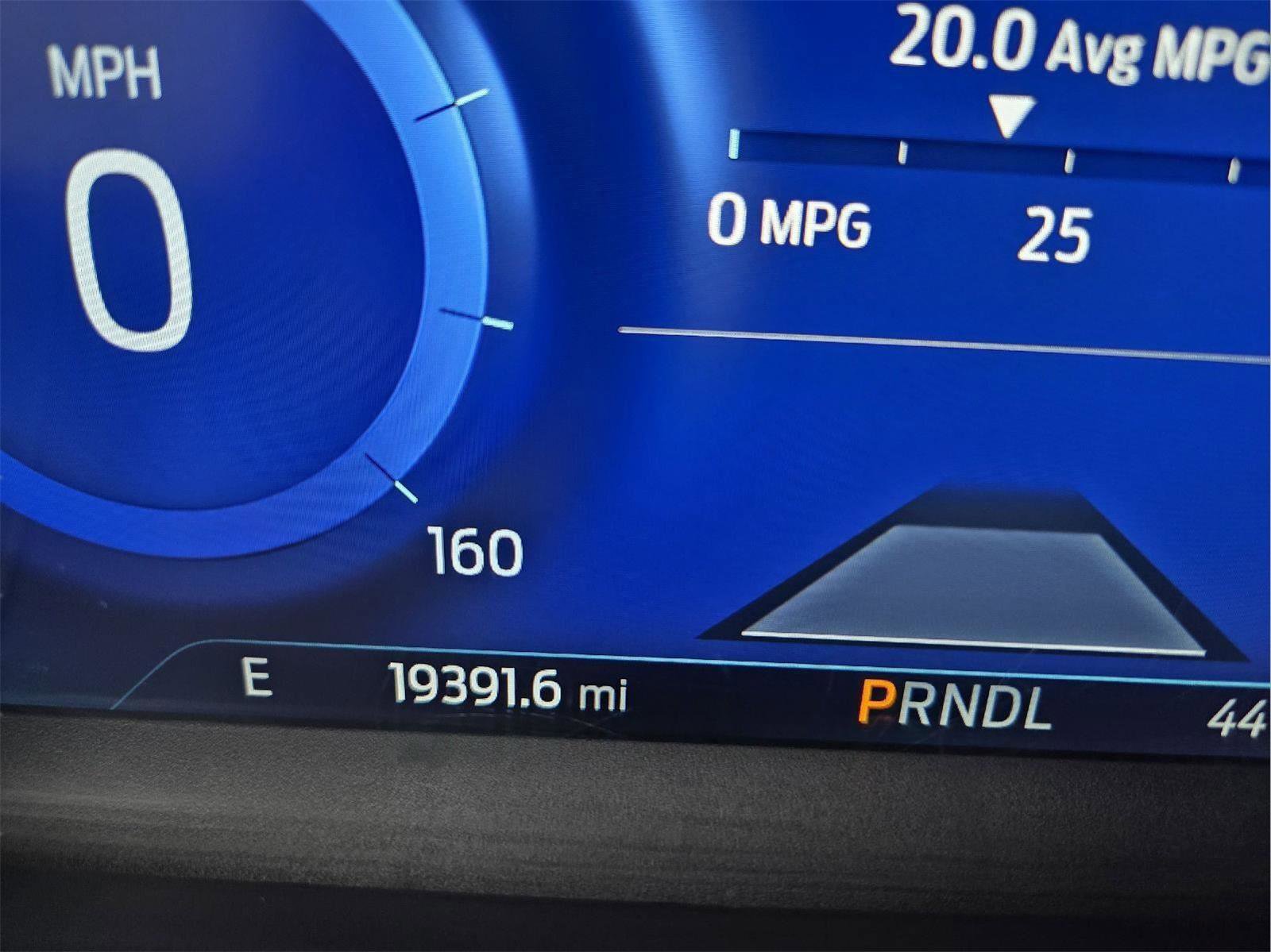 Used 2022 Ford Escape Titanium w/ Class II Trailer Tow Package image 40