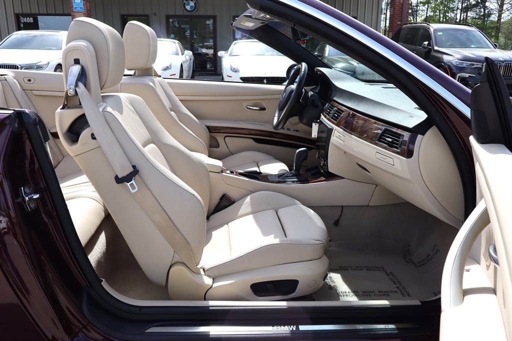 Used 2008 BMW 328i Convertible RWD image 21