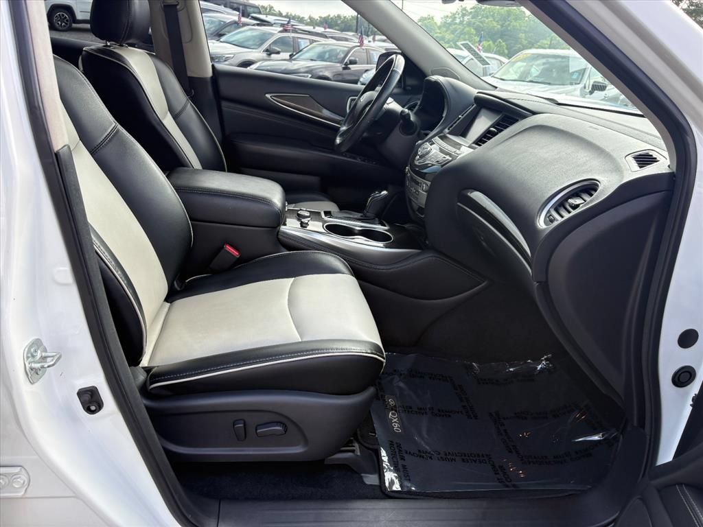 Used 2020 INFINITI QX60 Signature Edition AWD/4WD image 17