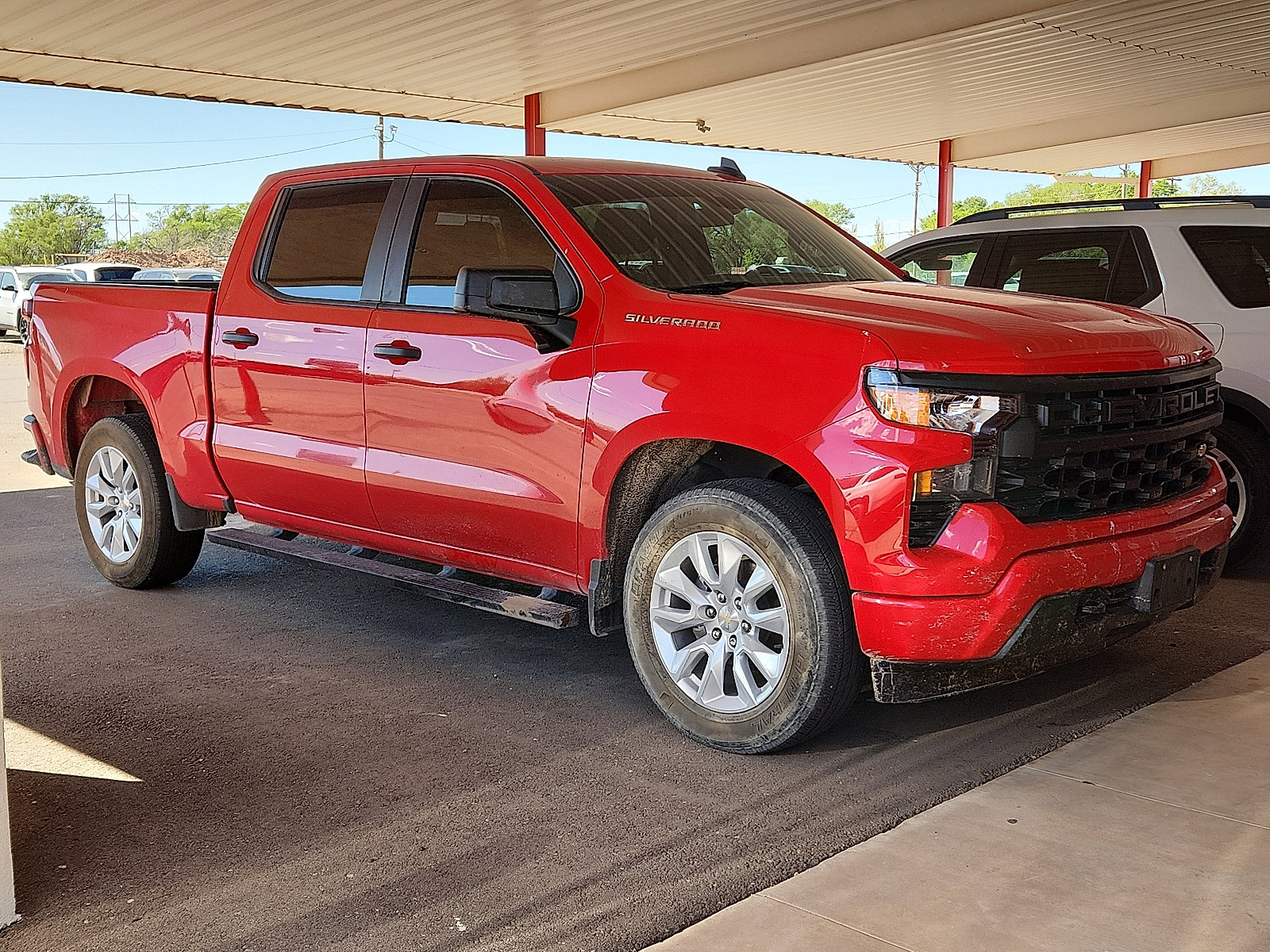 Used 2022 Chevrolet Silverado 1500 Custom image 4