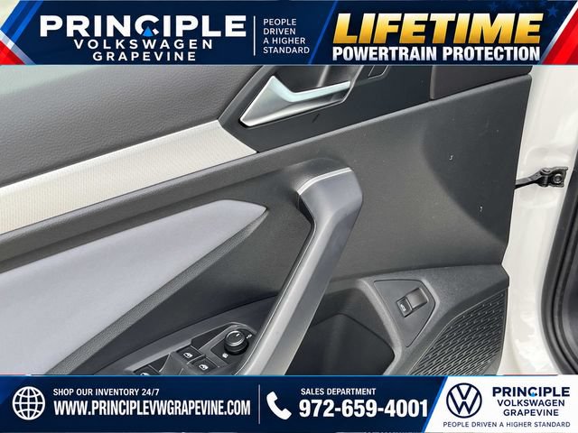 New 2026 Volkswagen Jetta SE FWD image 10
