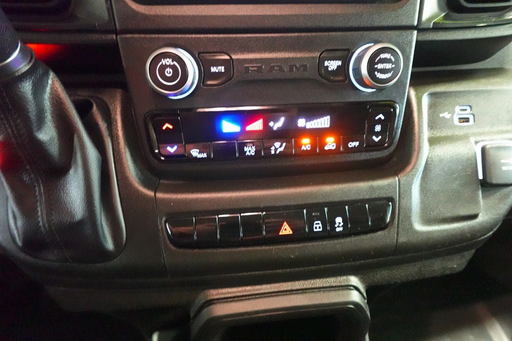 Used 2023 RAM ProMaster 3500 FWD image 13