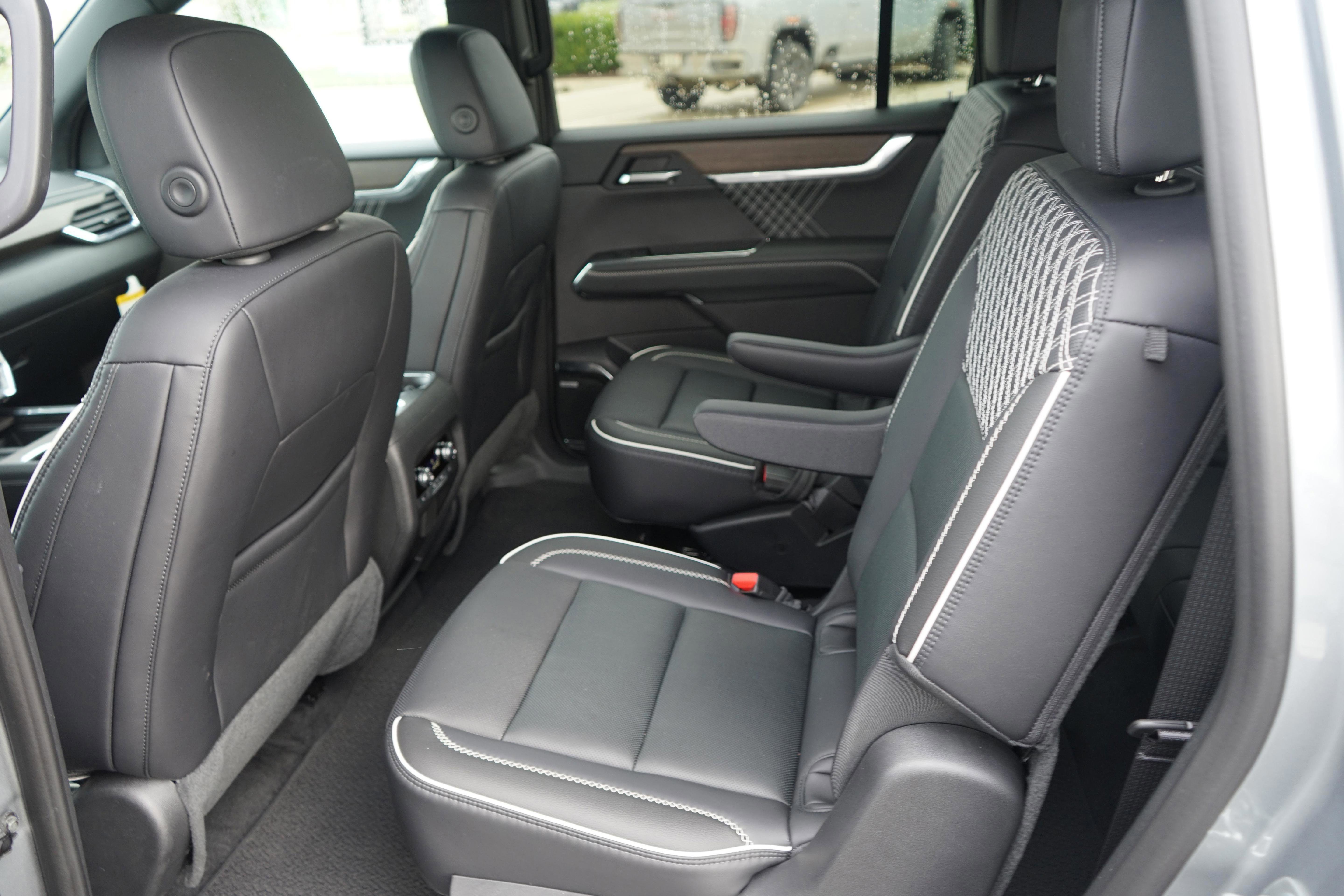 New 2025 GMC Acadia Denali w/ Super Cruise Package image 19