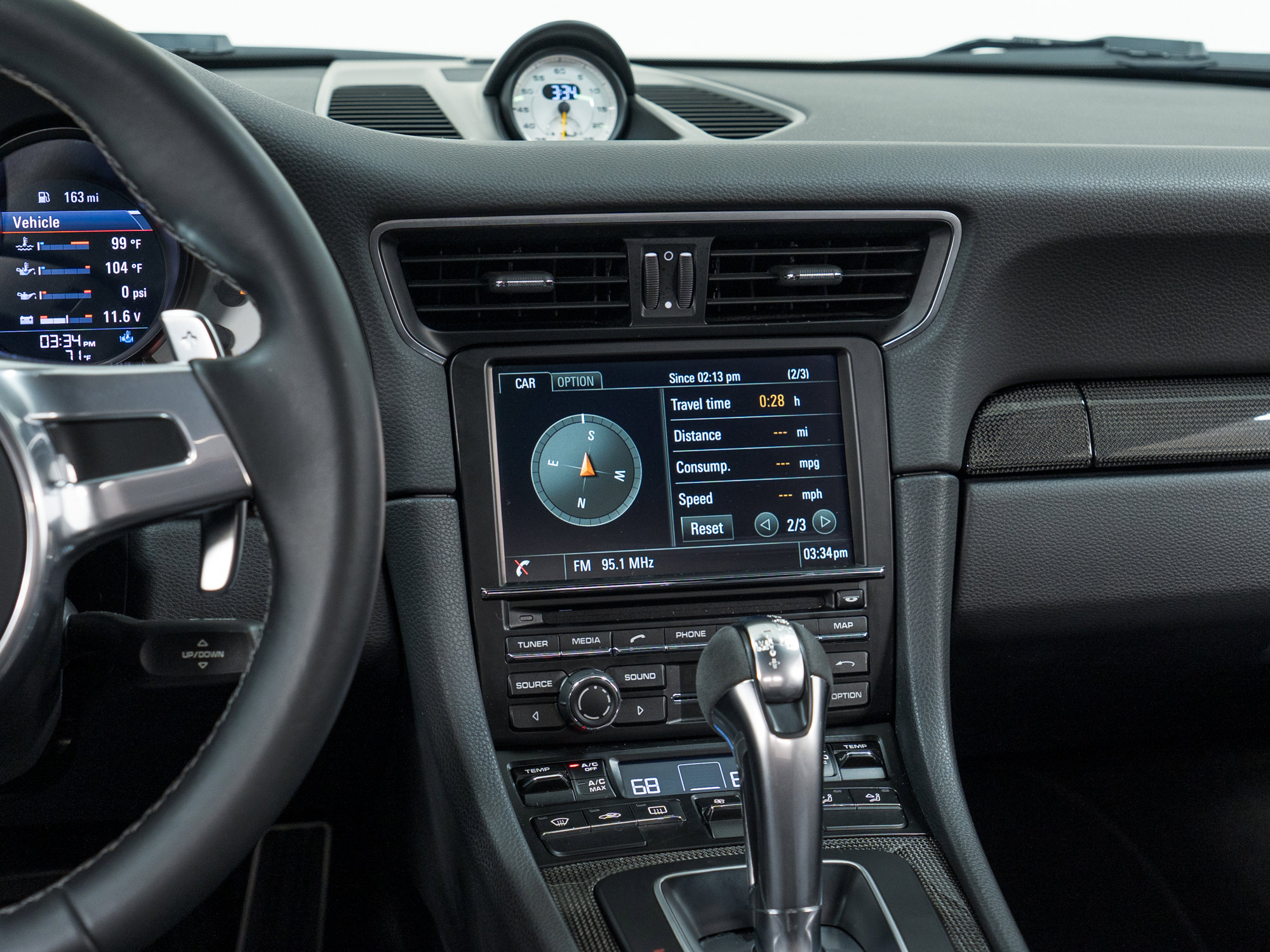 Certified 2014 Porsche 911 GT3 image 25