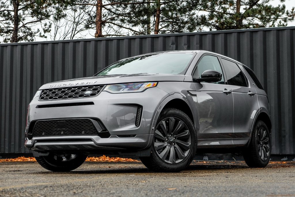 New 2025 Land Rover Discovery Sport S image 1