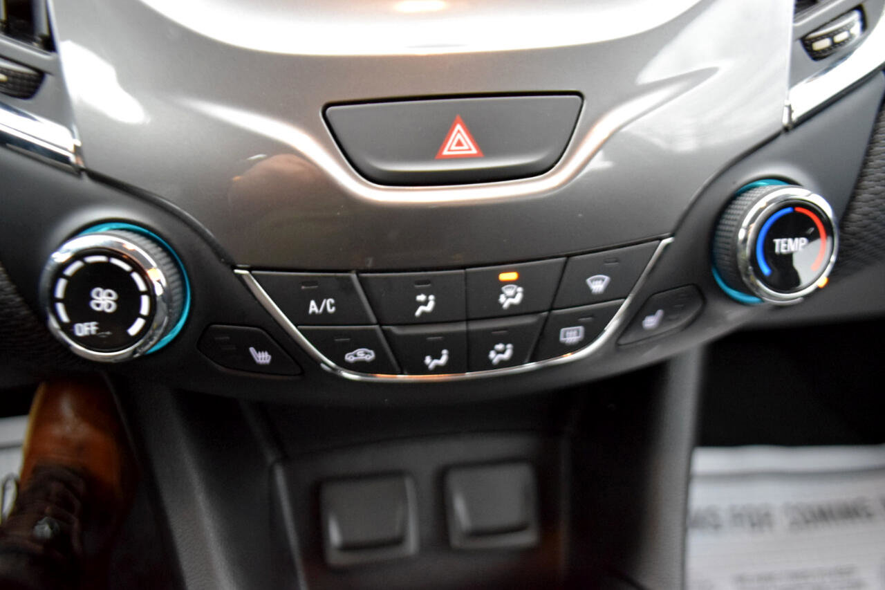 Used 2018 Chevrolet Cruze LT w/ Convenience Package image 18