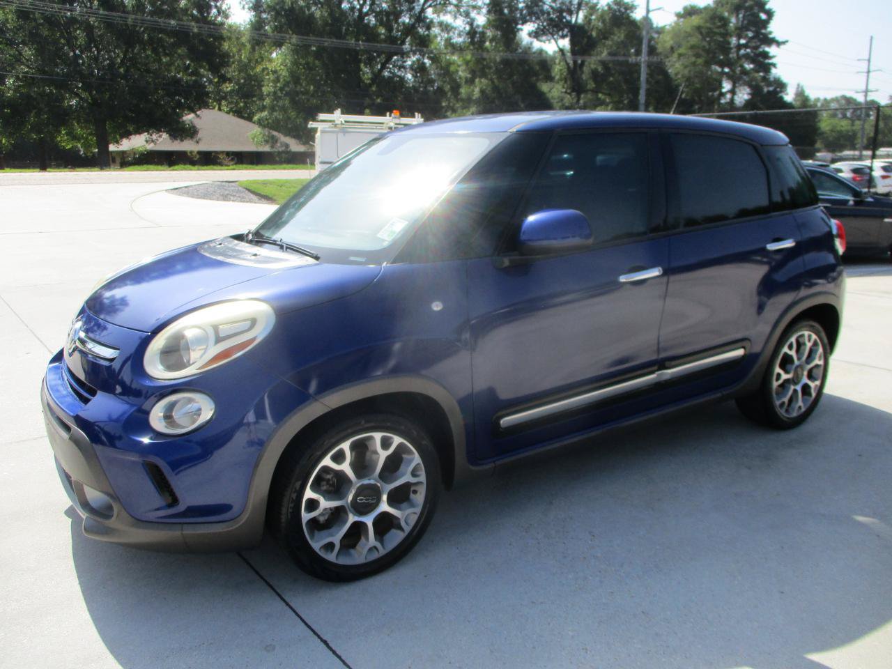 Used 2015 FIAT 500L Trekking FWD image 23