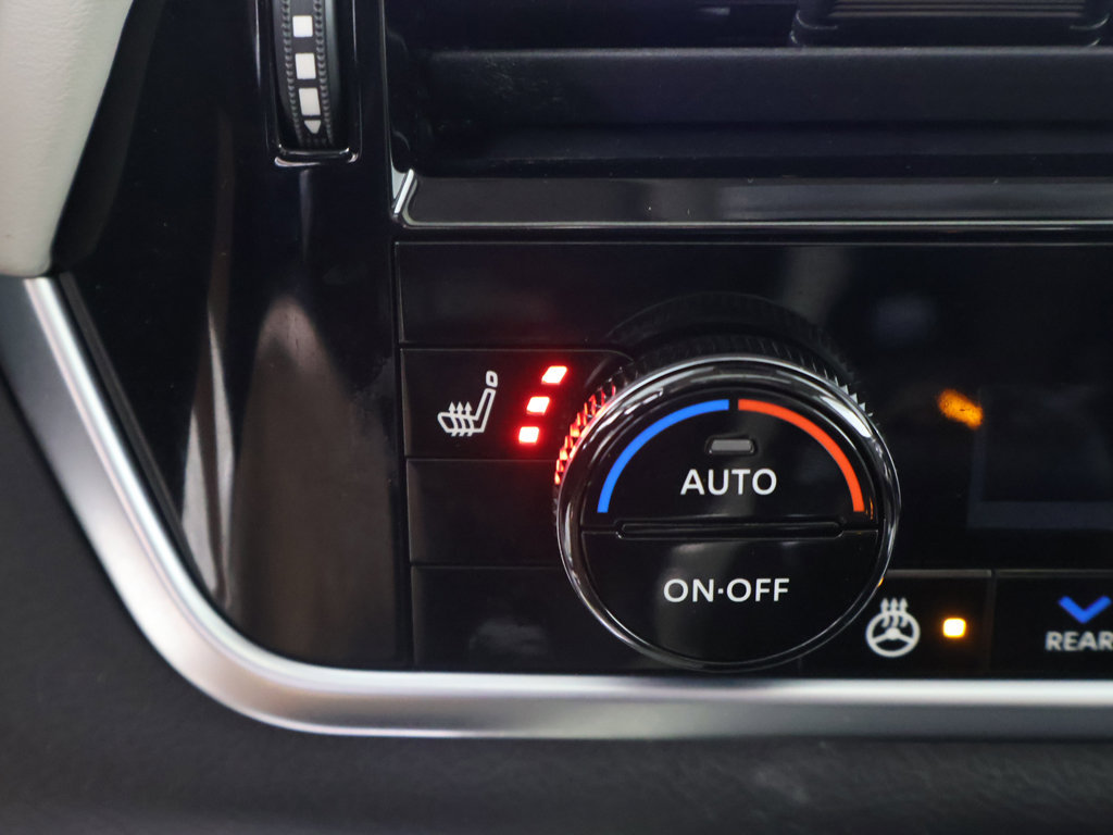 Used 2023 Nissan Rogue SL w/ SL Premium Package FWD image 49