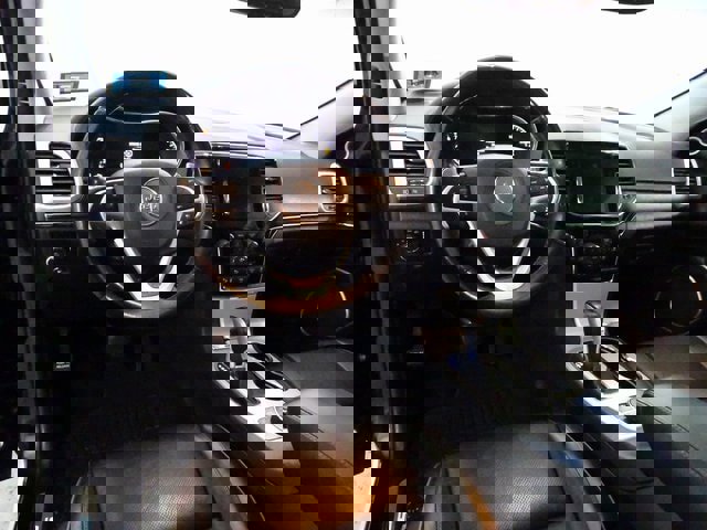 Used 2021 Jeep Grand Cherokee Summit image 5