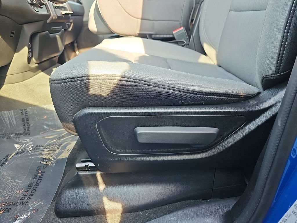 Used 2022 RAM 1500 Big Horn AWD/4WD image 28
