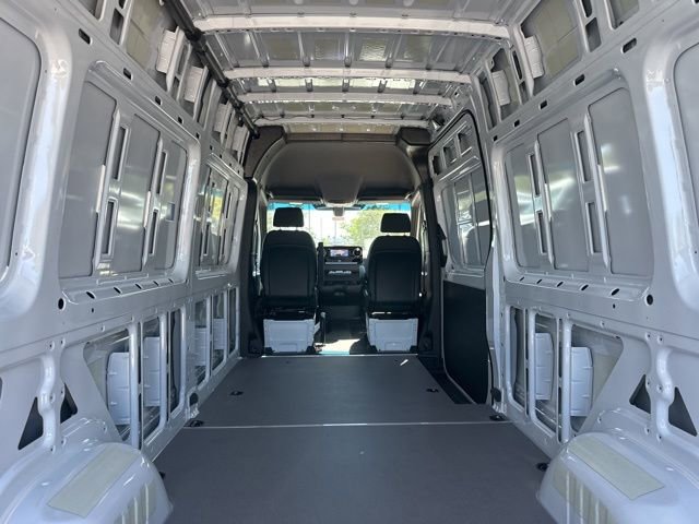 Used 2026 Mercedes-Benz Sprinter 2500 image 31
