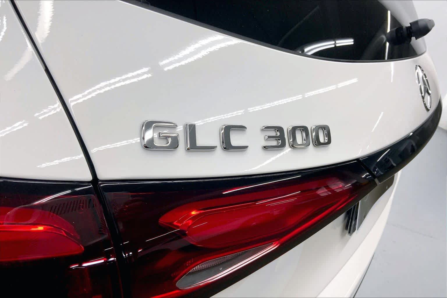 Used 2026 Mercedes-Benz GLC 300 image 14