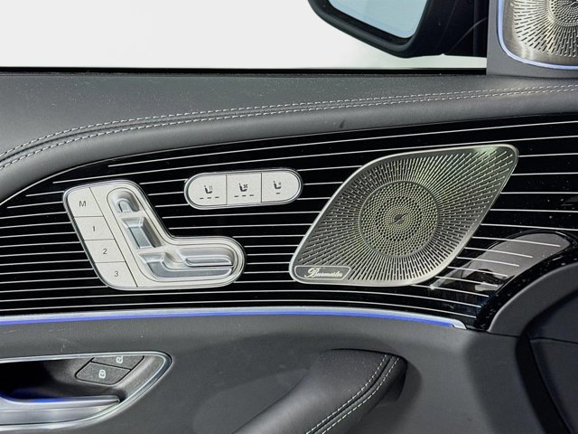 Used 2024 Mercedes-Benz Maybach GLS 600 4MATIC image 21