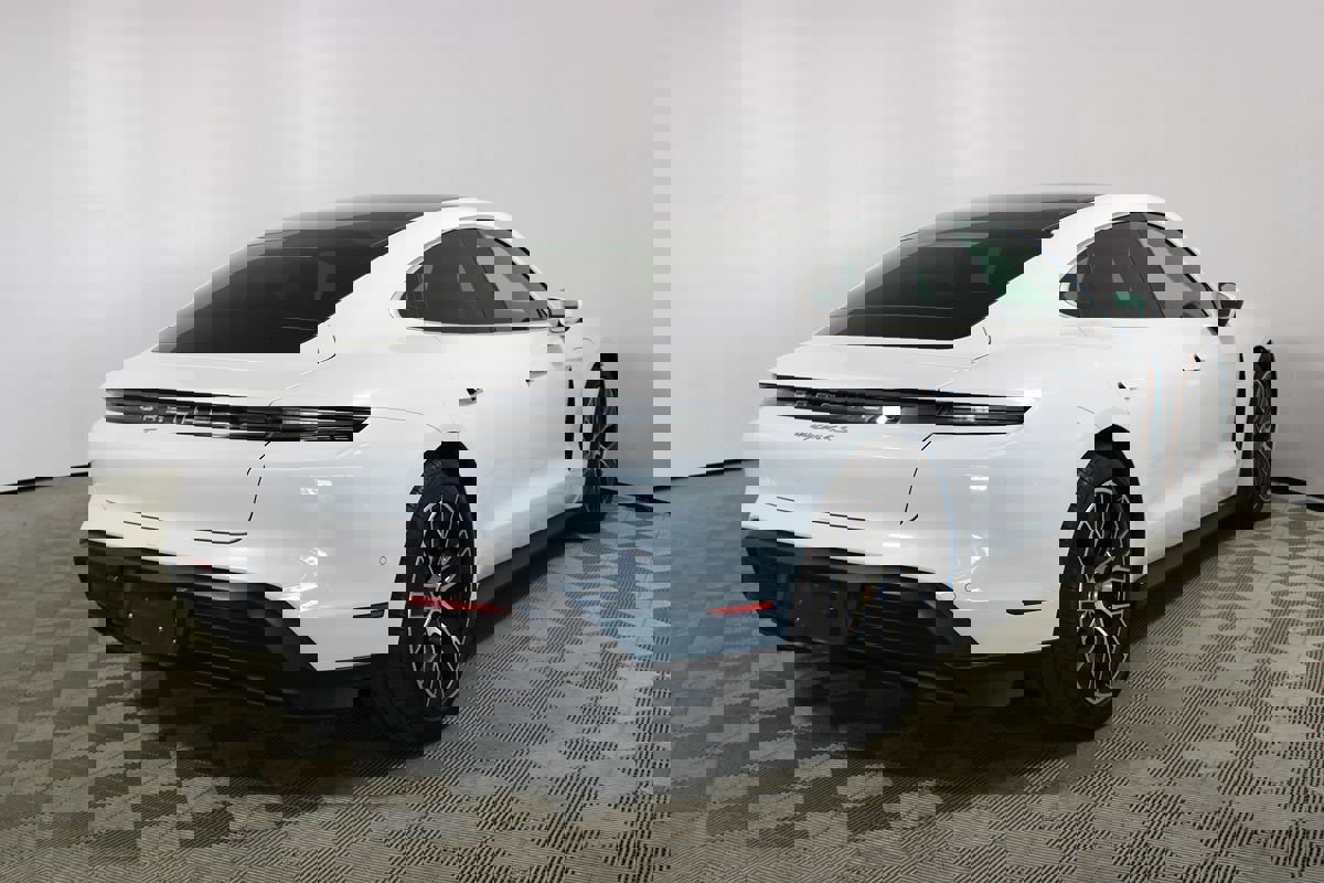 Used 2020 Porsche Taycan 4S image 50