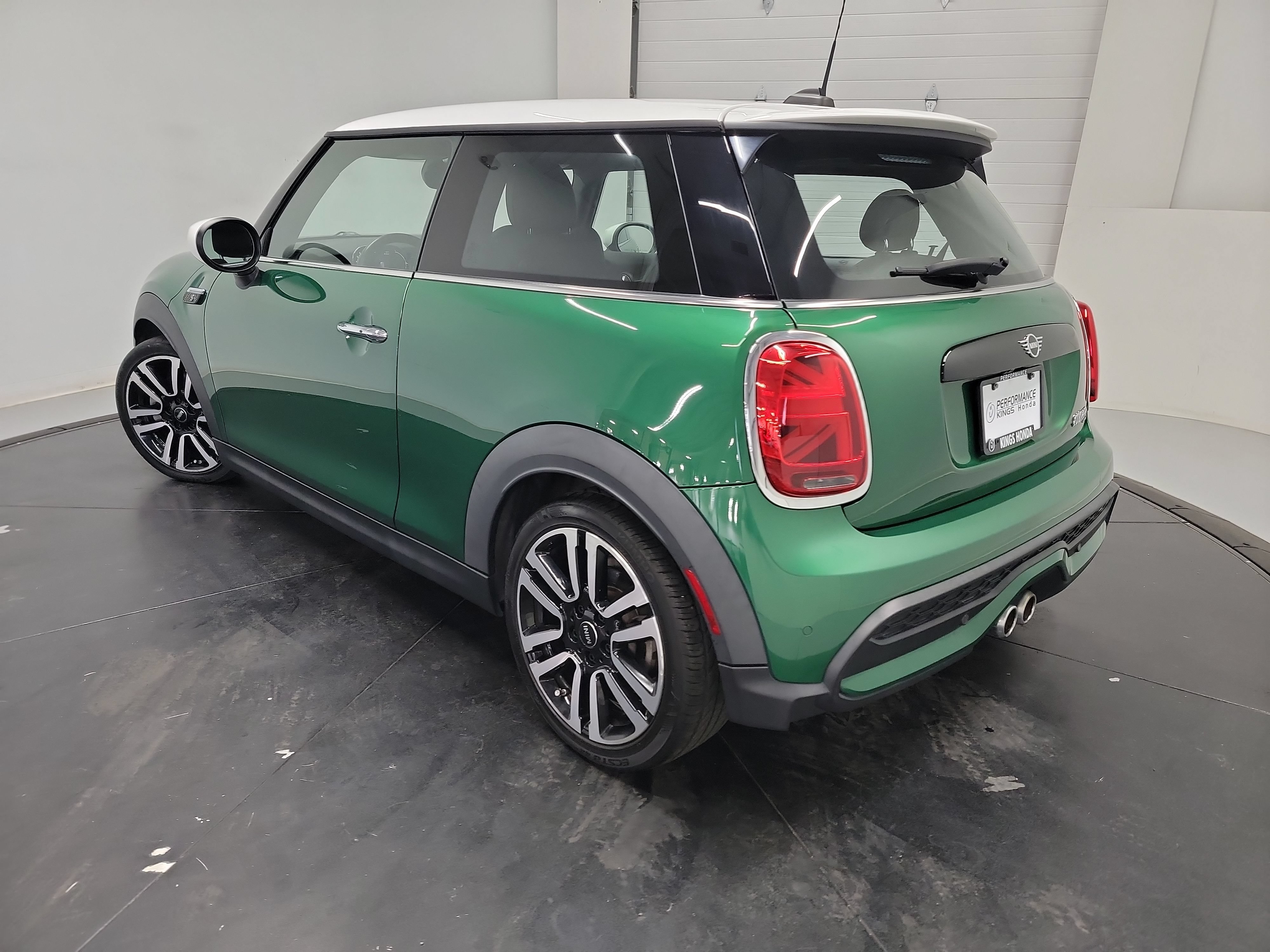 Used 2022 MINI Cooper S FWD image 6