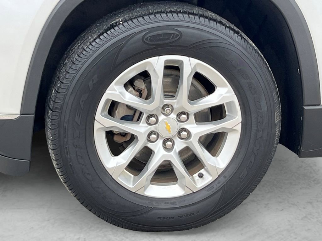 Used 2020 Chevrolet Traverse LT FWD image 23