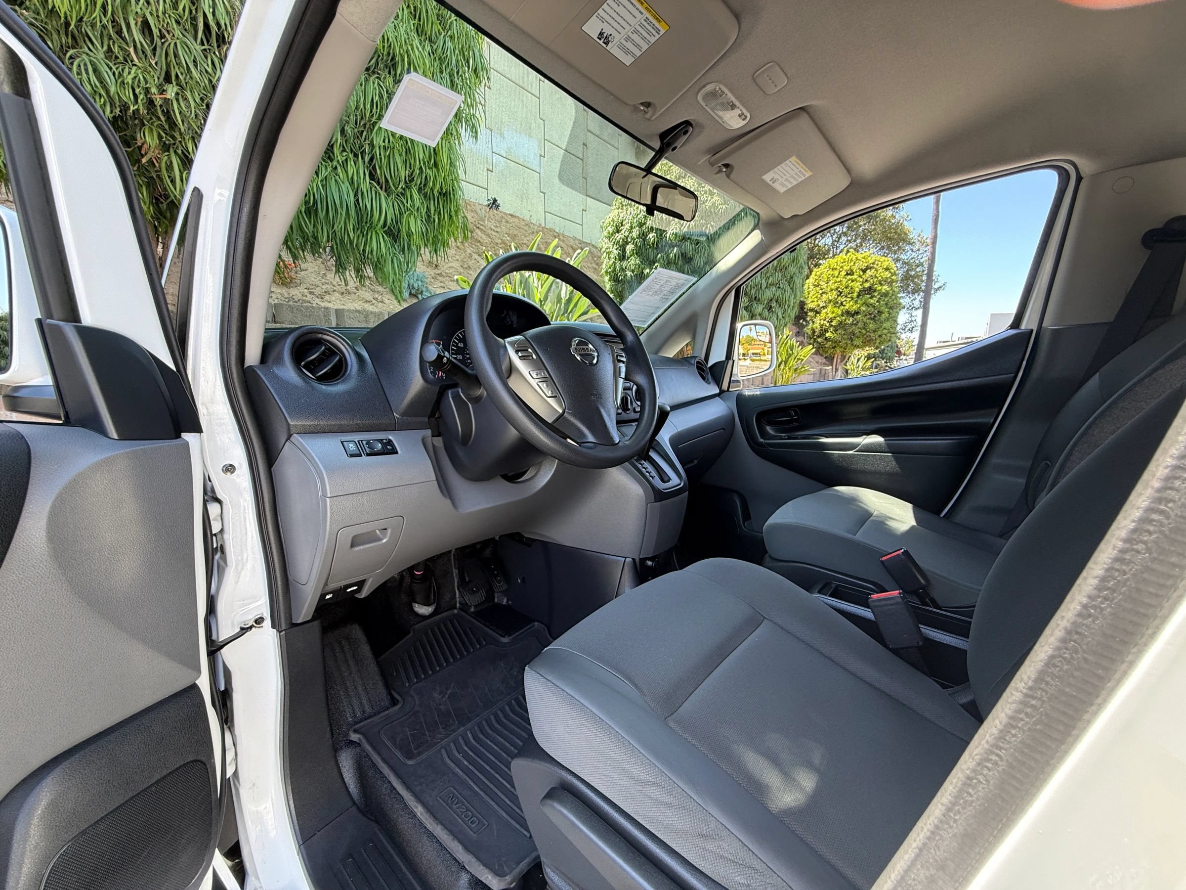 Used 2020 Nissan NV200 SV w/ Back Door Glass Package FWD image 10