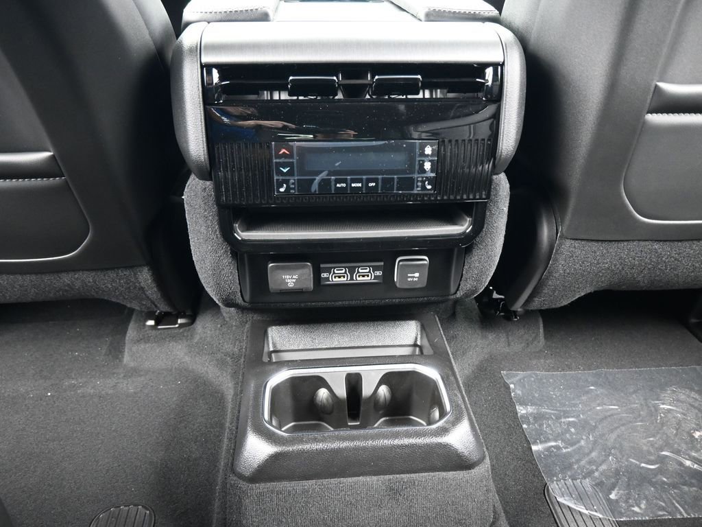 New 2026 Jeep Grand Wagoneer L Limited image 38