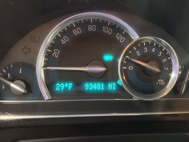 Used 2011 Chevrolet HHR LT image 16