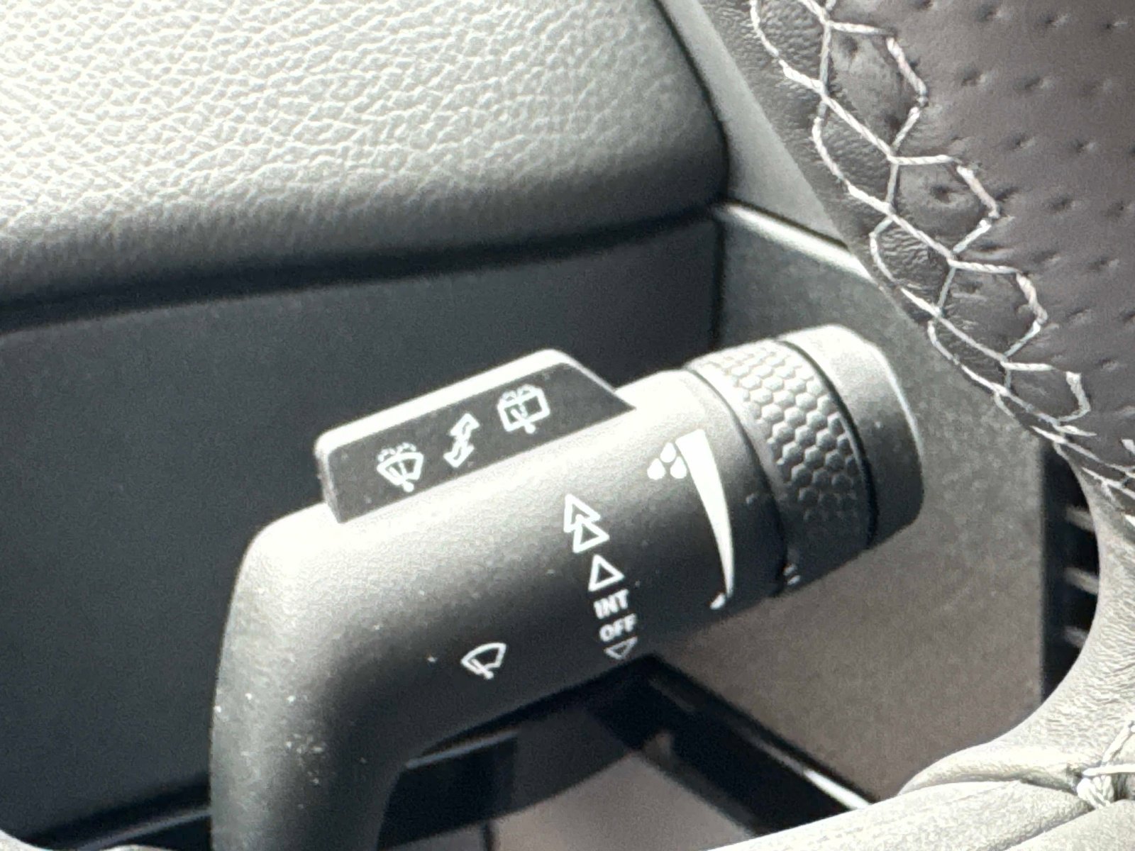 New 2025 INEOS Grenadier Fieldmaster Edition image 28