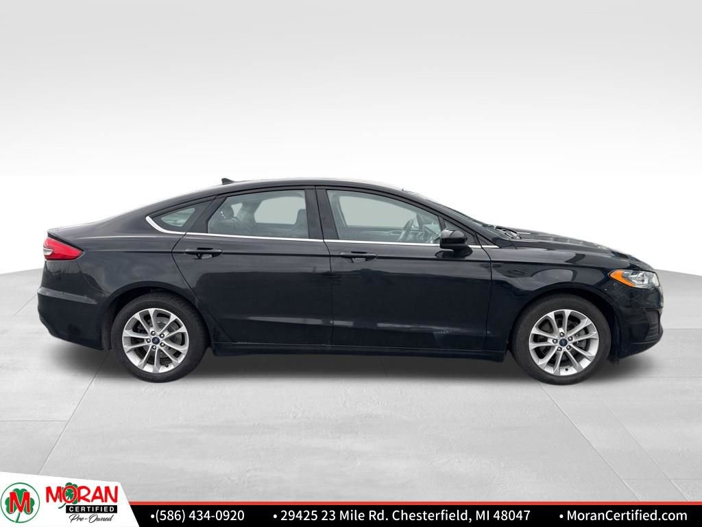 Used 2020 Ford Fusion SE image 6
